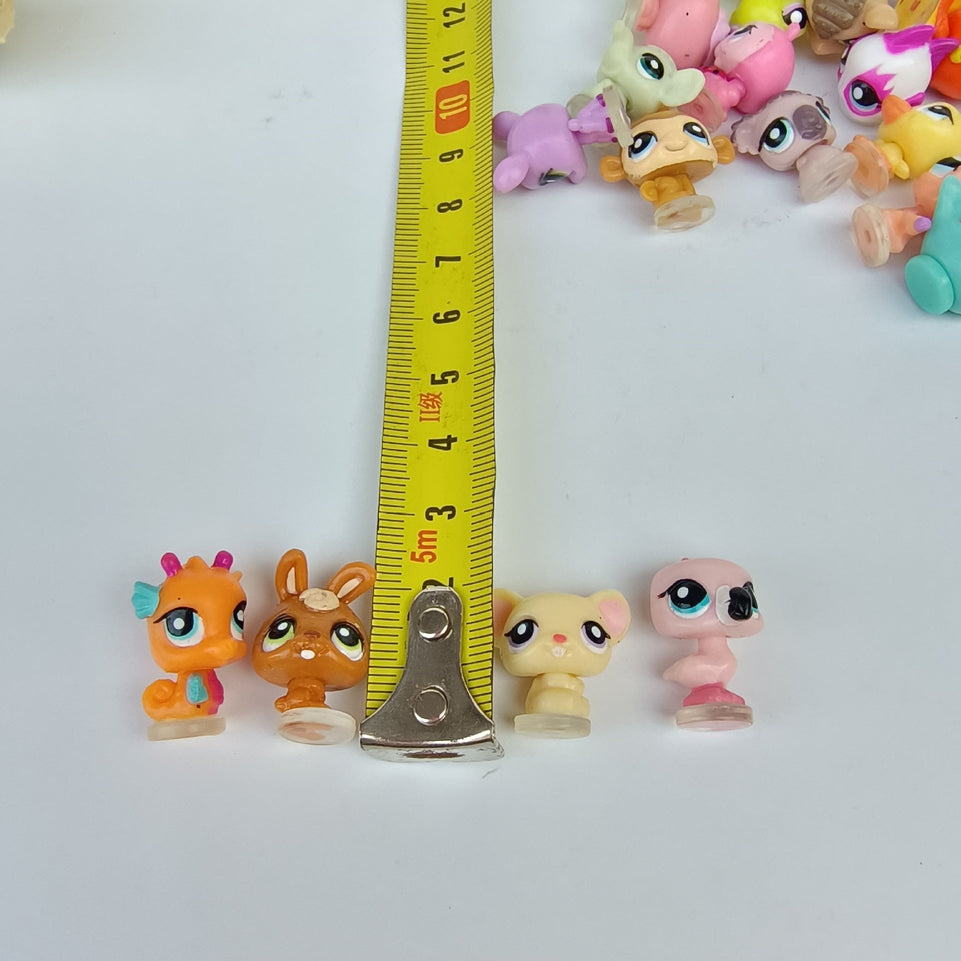 Random 10/20pcs 1-2cm Littlest Pet With Base Baby Shop Mini Figure Original LPS Super Tiny Animal Cat Bird Kids Toy Collection